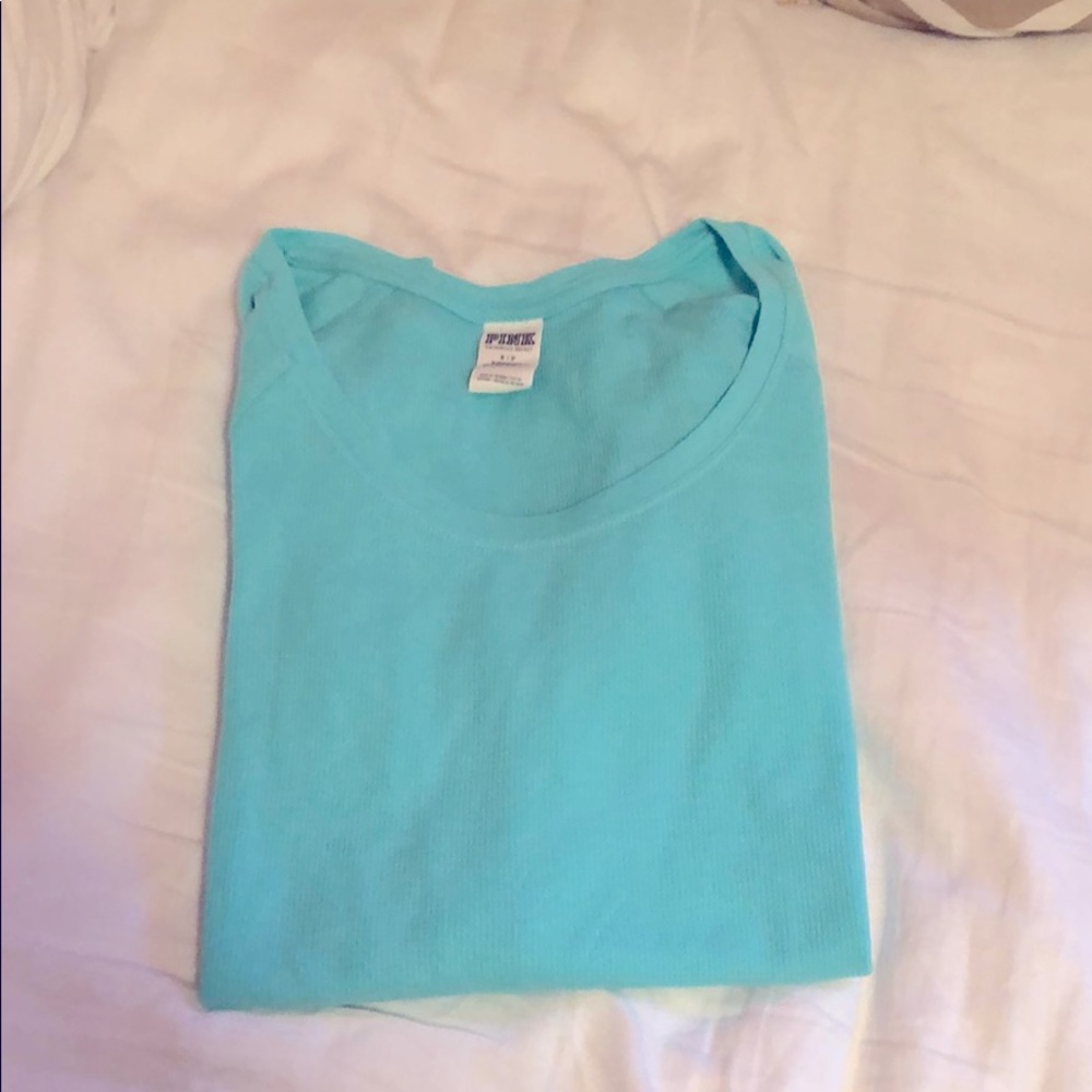 ⭐️✨3 for$20 ✨⭐️Pink victoria’s Secret seafoam green long sleeve